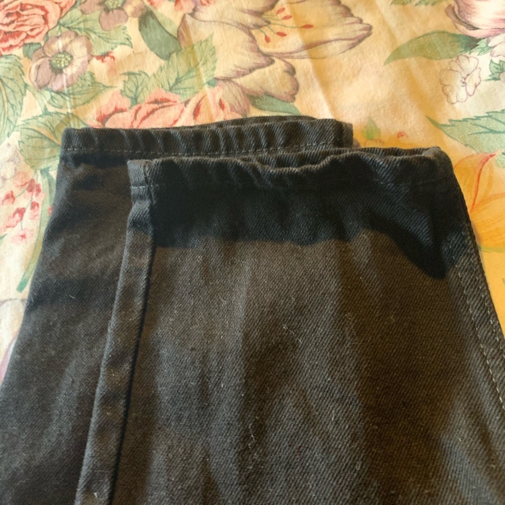 💠SOLD💠NWT Pretty Little Thing Women’s Jan’s in a black Size 6 - Picture 3 of 14